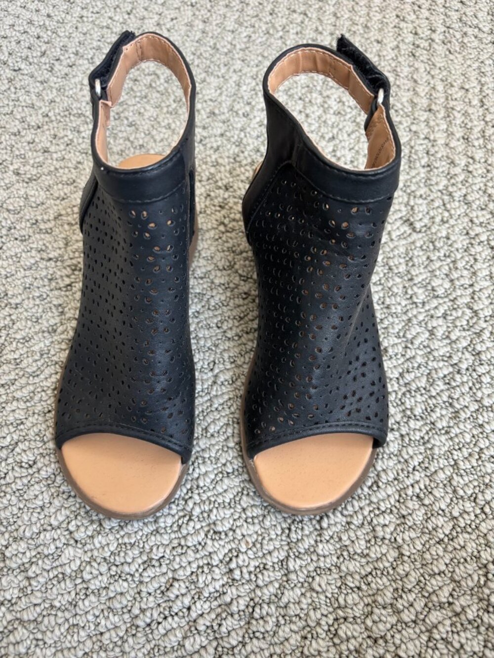 Nine West Little/Big Girl's Kariana Black Sandals Shoes Size 13